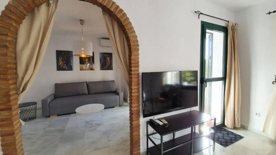 Appartement Pueblo Del Parque Avec Belle Terrasse Бенальмадена